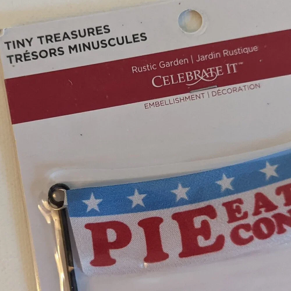 NWT Tiny Treasures Miniature Pie Eating Contest 4th of July Banner Celebrate It
